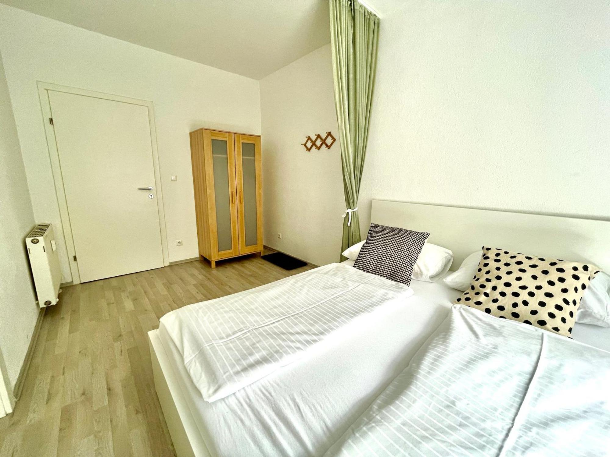 Contactless Self-Check-In - City Apartment Zum Wohlfuhlen Ans16 グラーツ エクステリア 写真